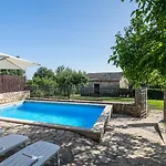 Rustic Marija With Panoramic View In Vila Zrenj