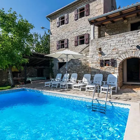 Rustic Marija With Panoramic View In