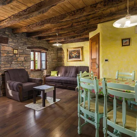 Rustic Marija With Panoramic View In Villa Zrenj