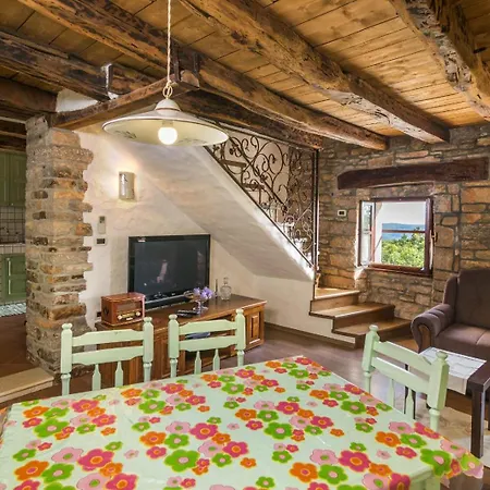 Rustic Marija With Panoramic View In *